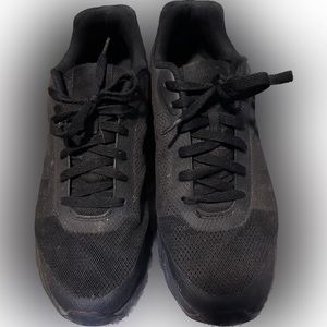 Men’s Nike Air Max Invigor